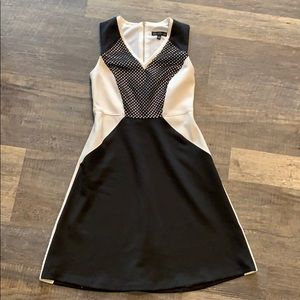 NWT Spencer Jeremy black and white dress. Size 4.